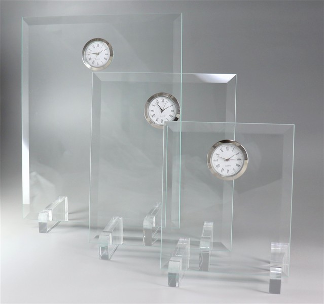  新商品　 時計付きガラス楯　銀 Sサイズ